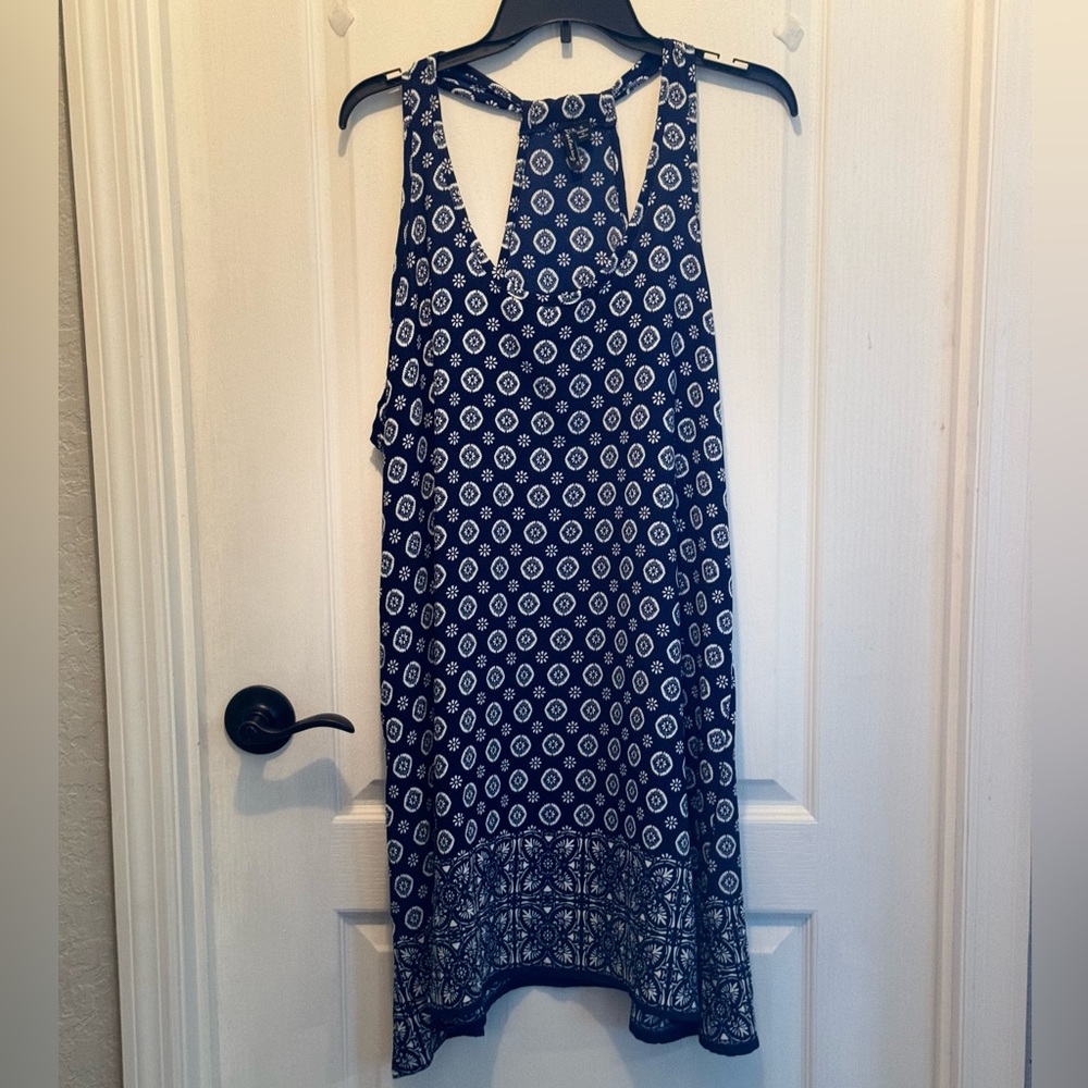 Great sundress in size XL.